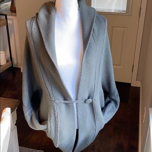 Ya Los Angeles Women’s Gray Chunky Sweater